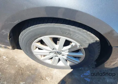 2012 Volkswagen Jetta 2.0L Comfortline из США, поврежденный, VIN 3VWDK7AJ0CM410369